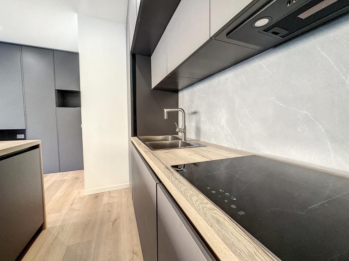 Ad Suite Apartment Riva del Garda Kültér fotó