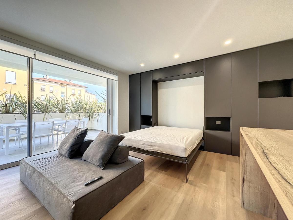 Ad Suite Apartment Riva del Garda Kültér fotó