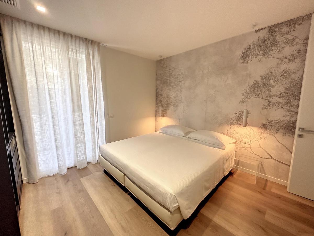 Ad Suite Apartment Riva del Garda Kültér fotó