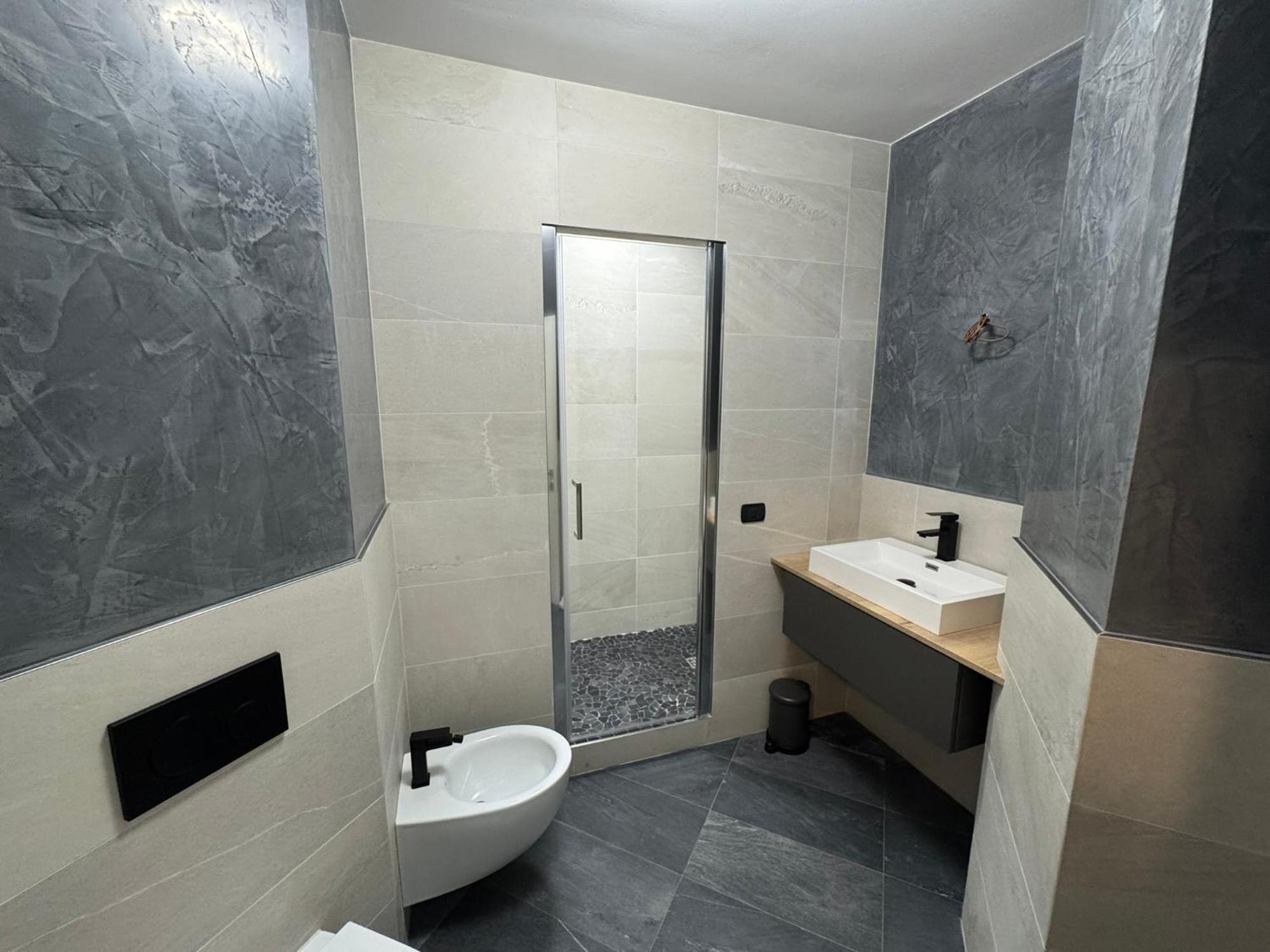 Ad Suite Apartment Riva del Garda Kültér fotó